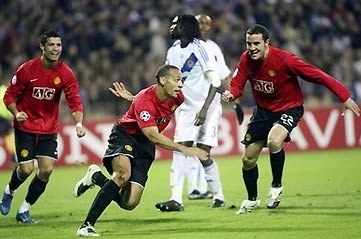 Ronaldo lập cú đúp, MU ngạo nghễ hạ Dynamo